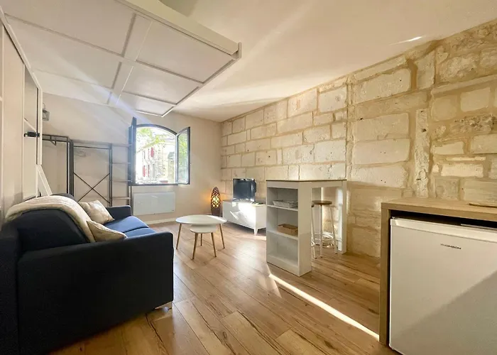 Les Remparts Et Parking Apartament Aigues-Mortes
